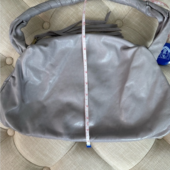 SATCHEL. Savannah Women's Shoulder Bag - Picture 12 of 12